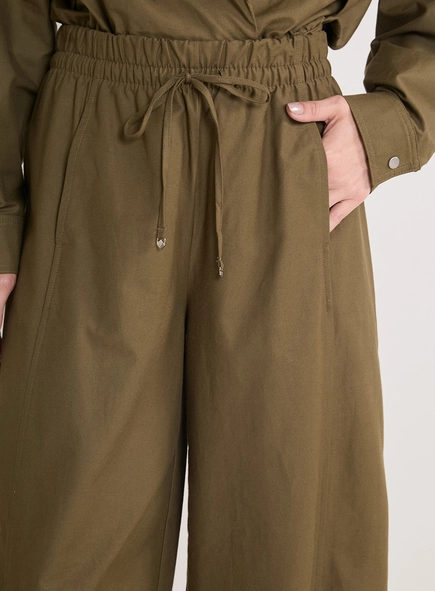 Calça Feminina Cenoura Com Amarração