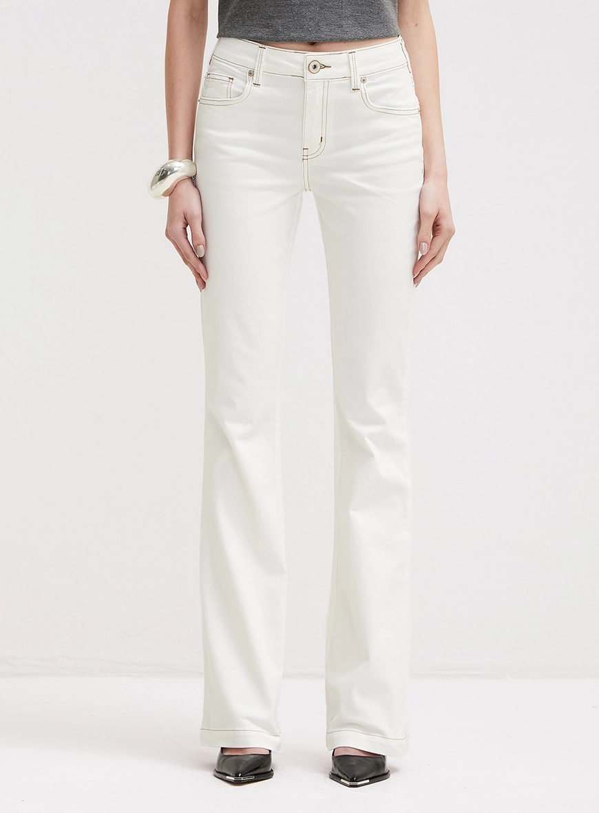 Calça Sarja Feminina Boot Cut - Marisa Off Shell