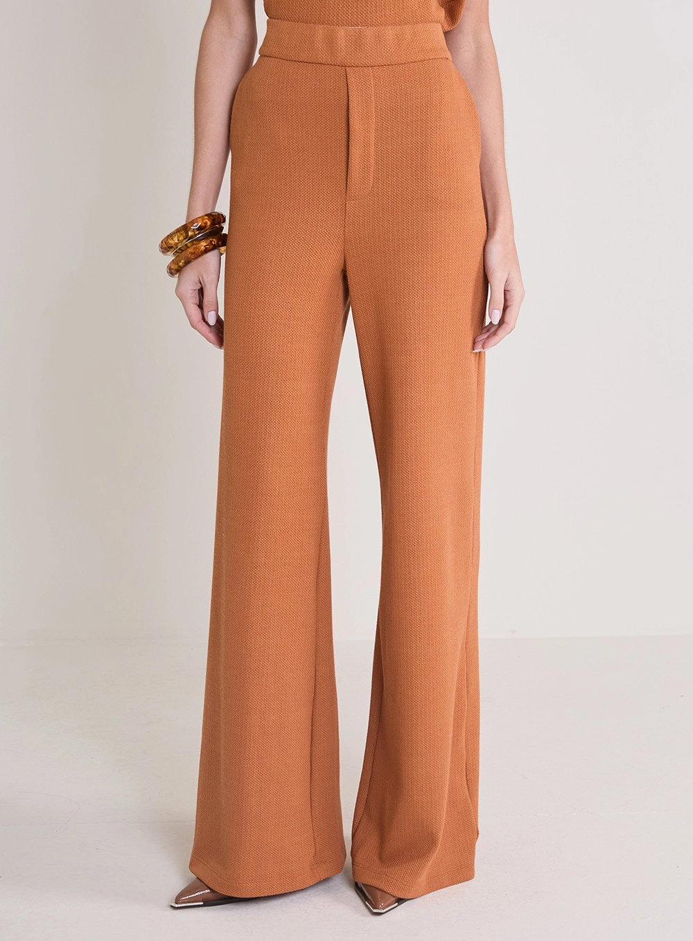 Calça Alfaiataria Feminina Texturizada Cós Alto Bege 2