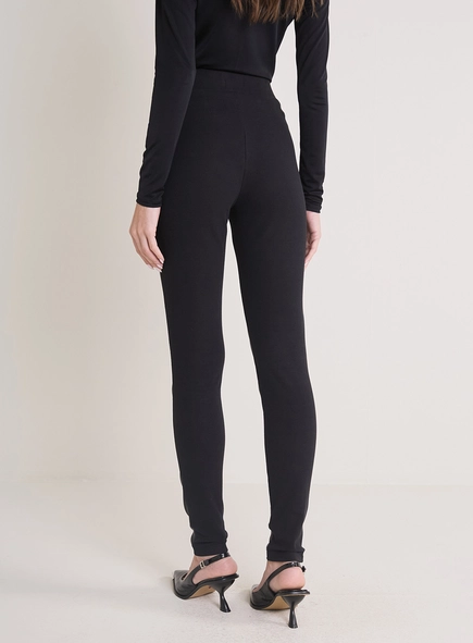 Calça Feminina Montaria Pu
