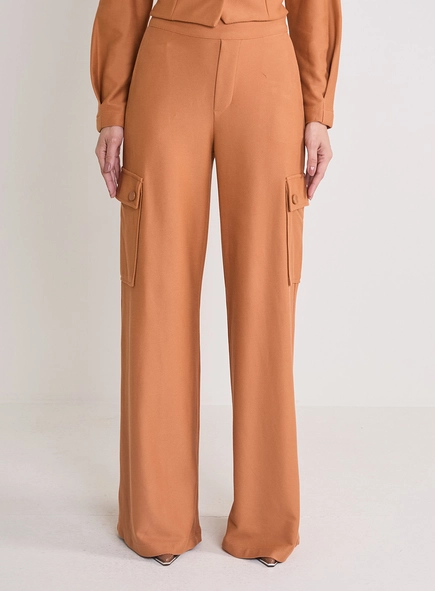 Calça Alfaiataria Feminina Básica Com Bolsos