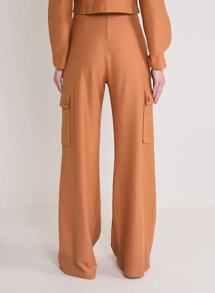 Calça Alfaiataria Feminina Básica Com Bolsos