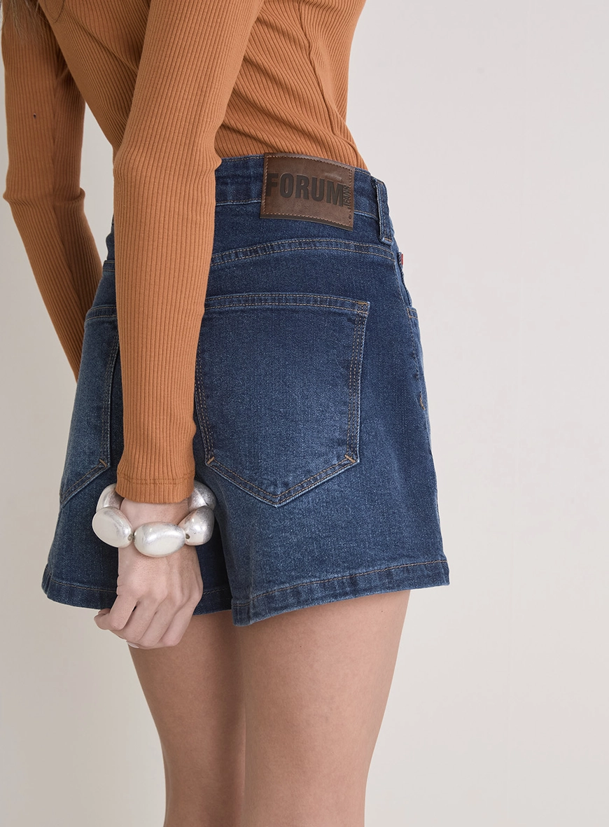 Short Jeans Reto Cintura Média - Sofia Índigo