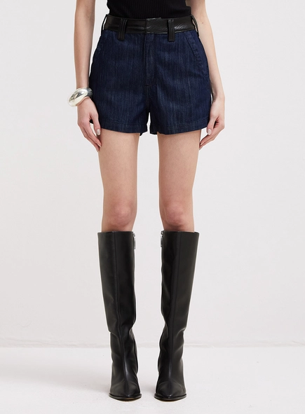 Short Jeans Sofia Cós Com Aplicação