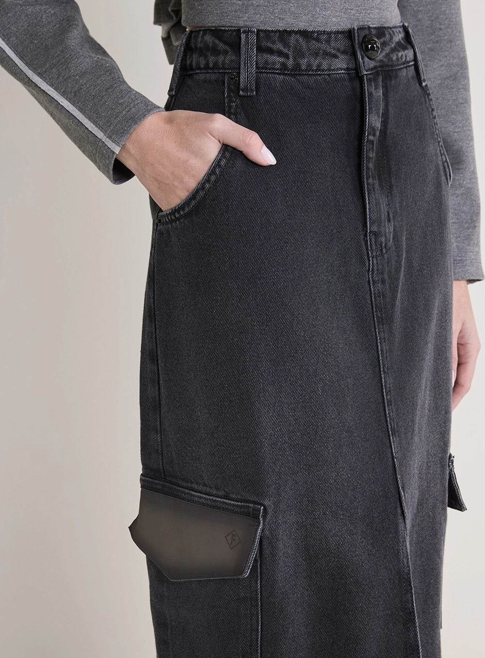 Saia Jeans Indigo Preto 3