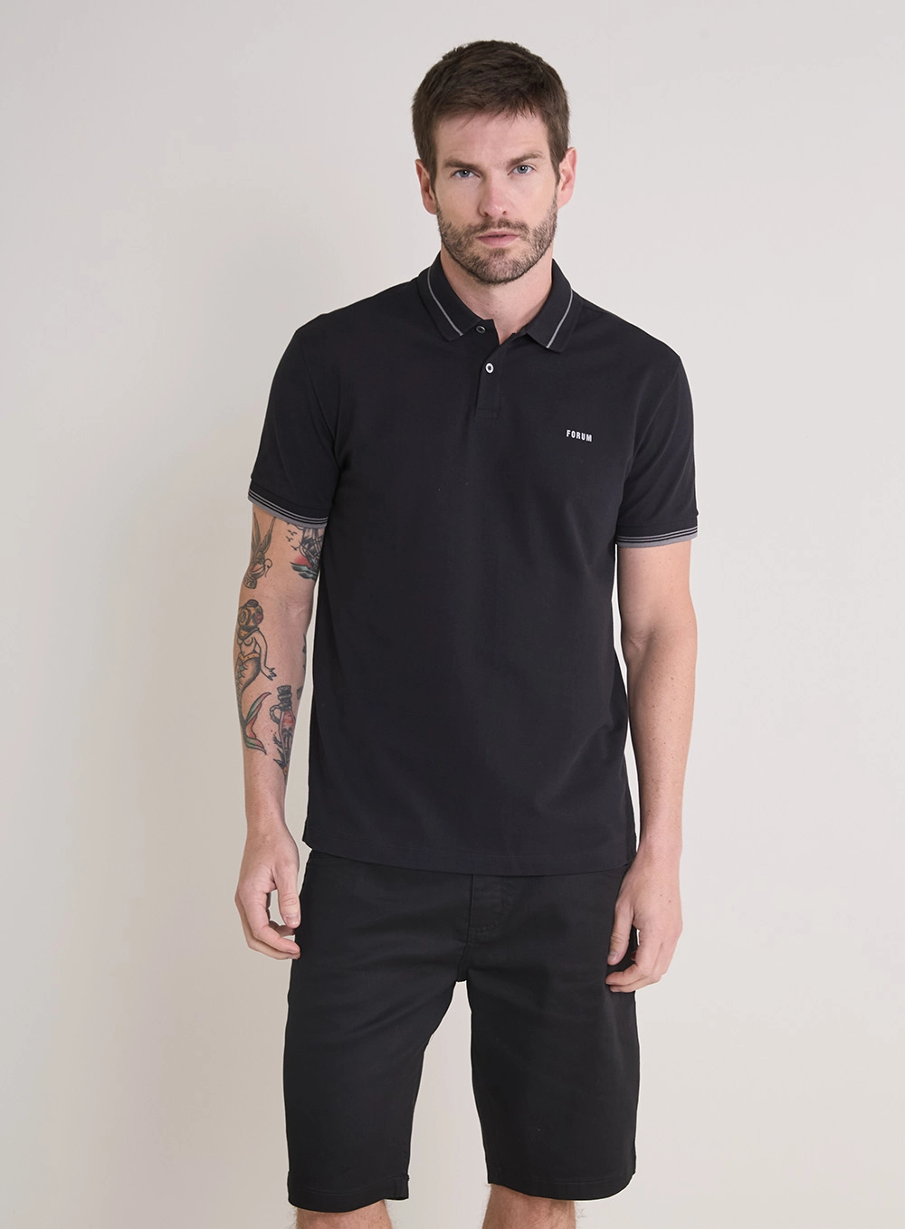 Polo Masculina Muscle Com Detalhe Minimalista Preto 2