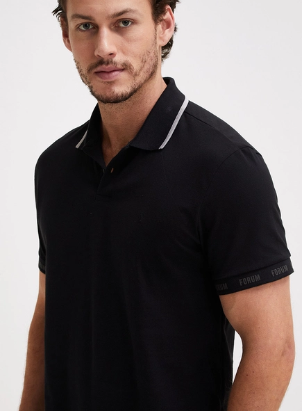 Polo Masculina Muscle Com Lettering Na Manga