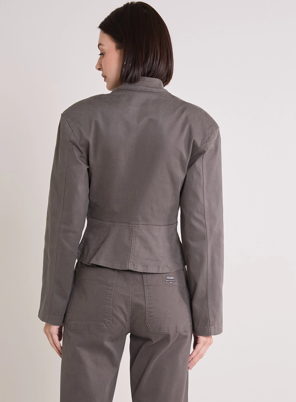 Jaqueta Sarja Feminina Com Bolsos CINZA 3