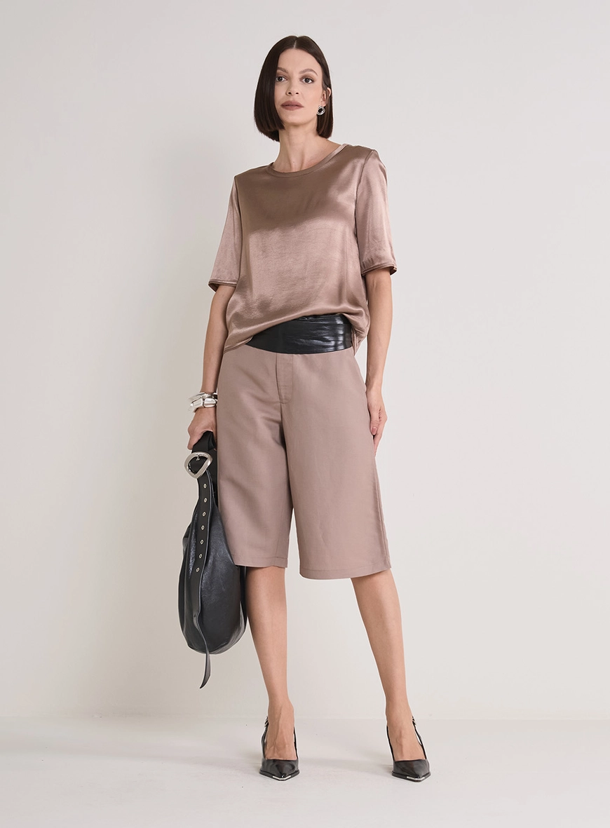 Camiseta Feminina Solta Marrom