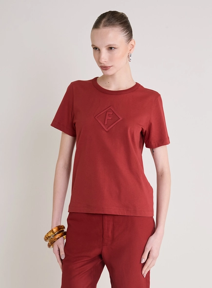 Camiseta Feminina Básica Com Detalhe Frontal