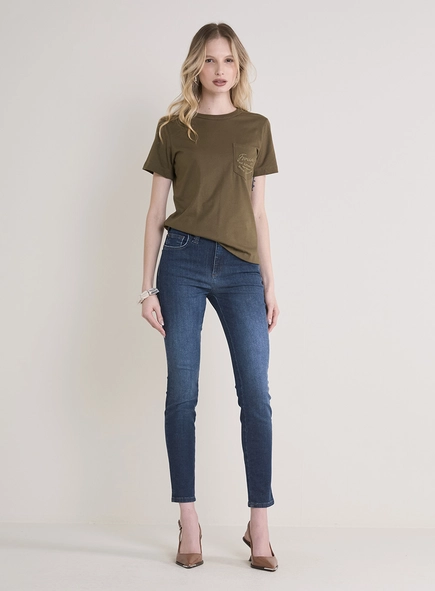 Camiseta Feminina Básica - Fran