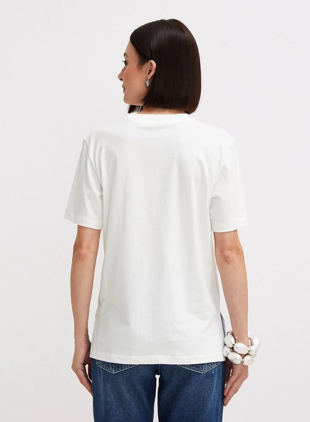 Camiseta Feminina Básica Detalhe Revelo