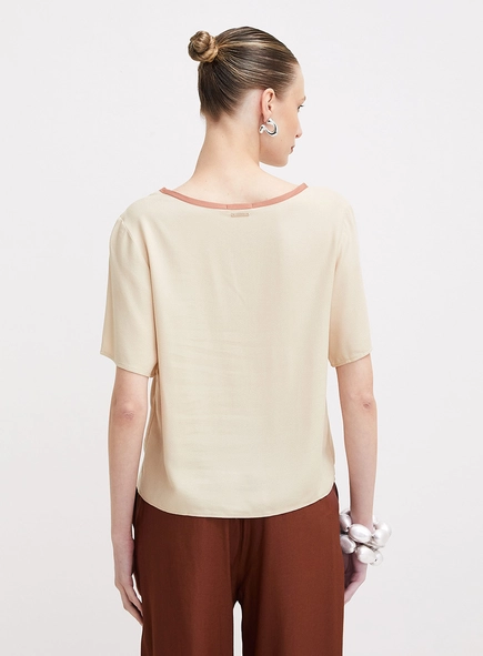 Camiseta Feminina Reta