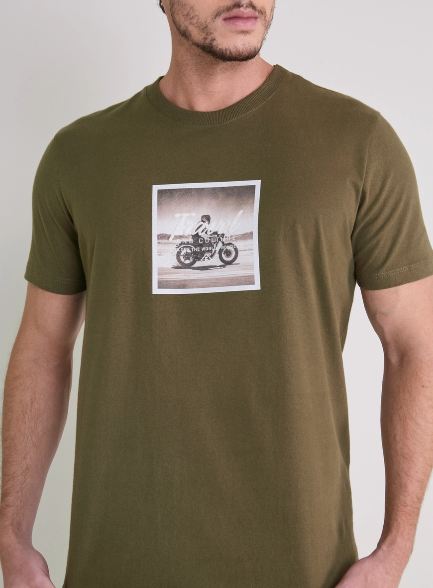 Camiseta Masculina New Slim Com Estampa Verde