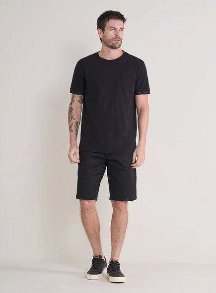 Camiseta Masculina New Slim Básica