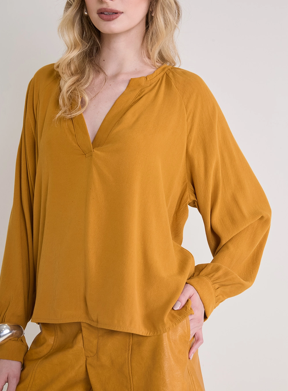Blusa Bata Manga Longa Amarelo 3