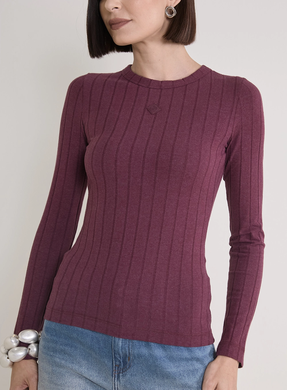 Blusa Justa De Manga Longa Com Textura Bordô 2