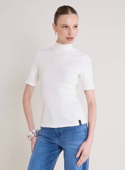 Camiseta Feminina Justa Canelada Gola Alta
