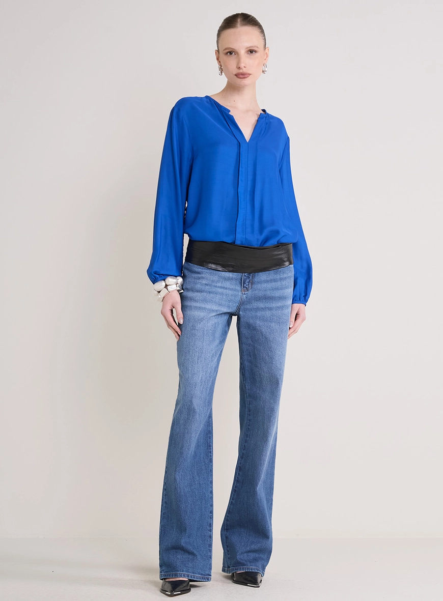 Blusa Reta Manga Longa Detalhe Frontal Azul