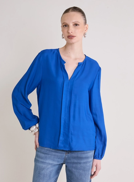 Blusa Reta Manga Longa Detalhe Frontal