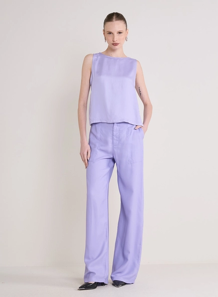 Blusa Reta Com Lateral Transpassada