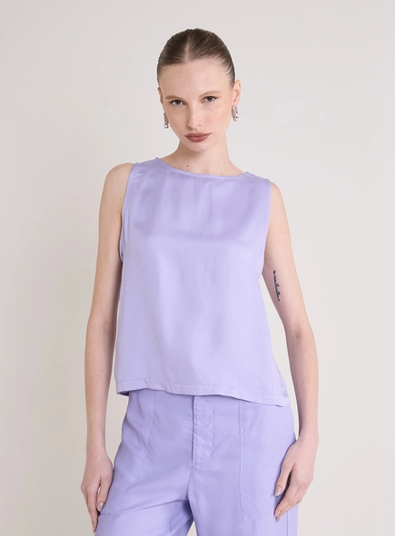 Blusa Reta Com Lateral Transpassada