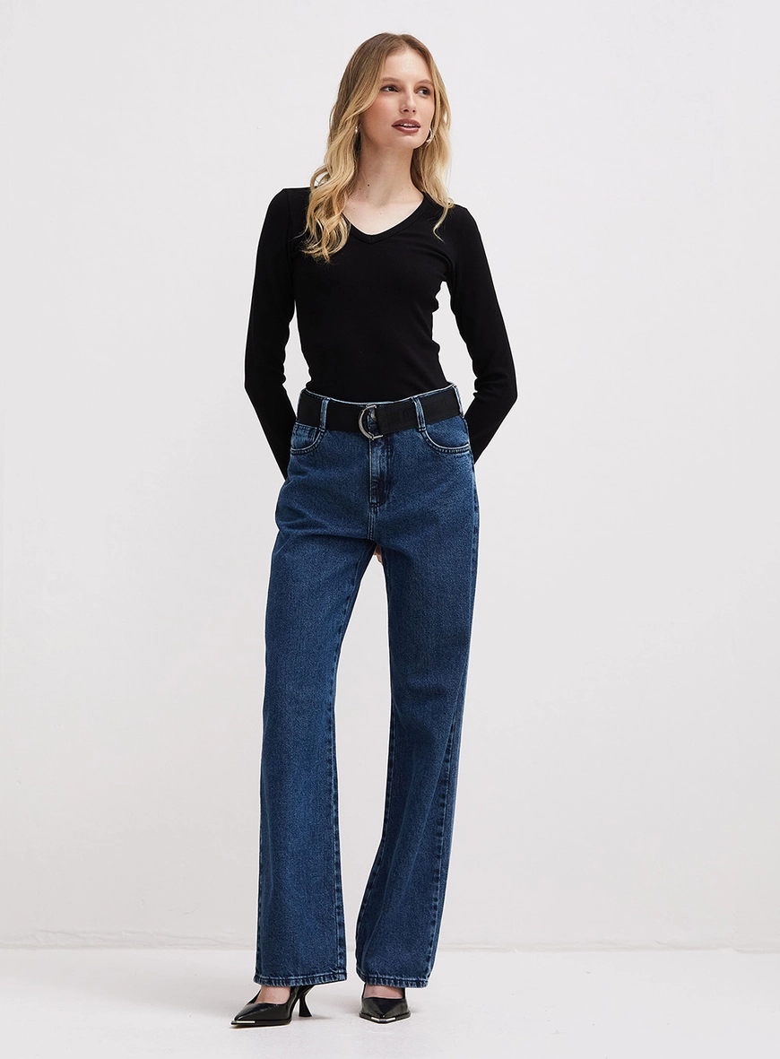 Blusa Justa De Manga Longa Com Decote V Preto