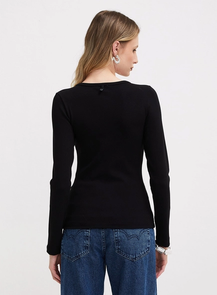 Blusa Justa De Manga Longa Com Decote V