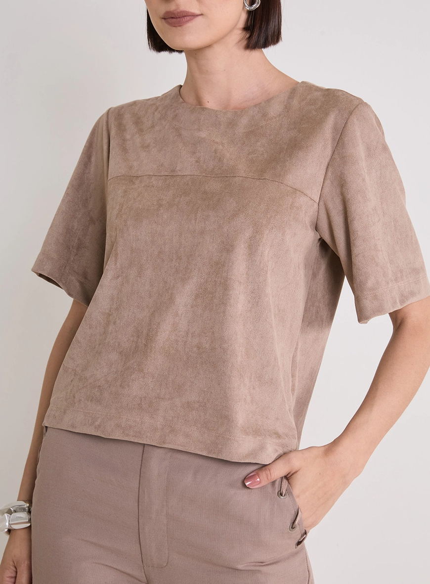 Blusa Suede Solta Decote Redondo Marrom