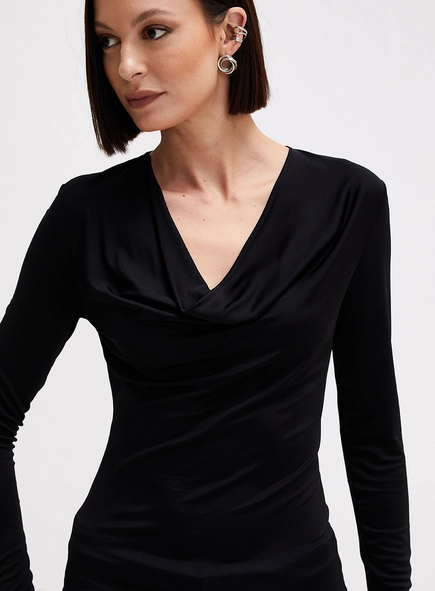 Blusa Manga Longa Com Decote V