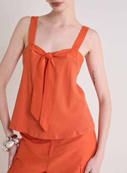 Blusa Texturizada Detalhe Frontal