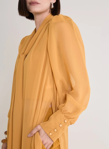Blusa Alongada Com Fendas Laterais