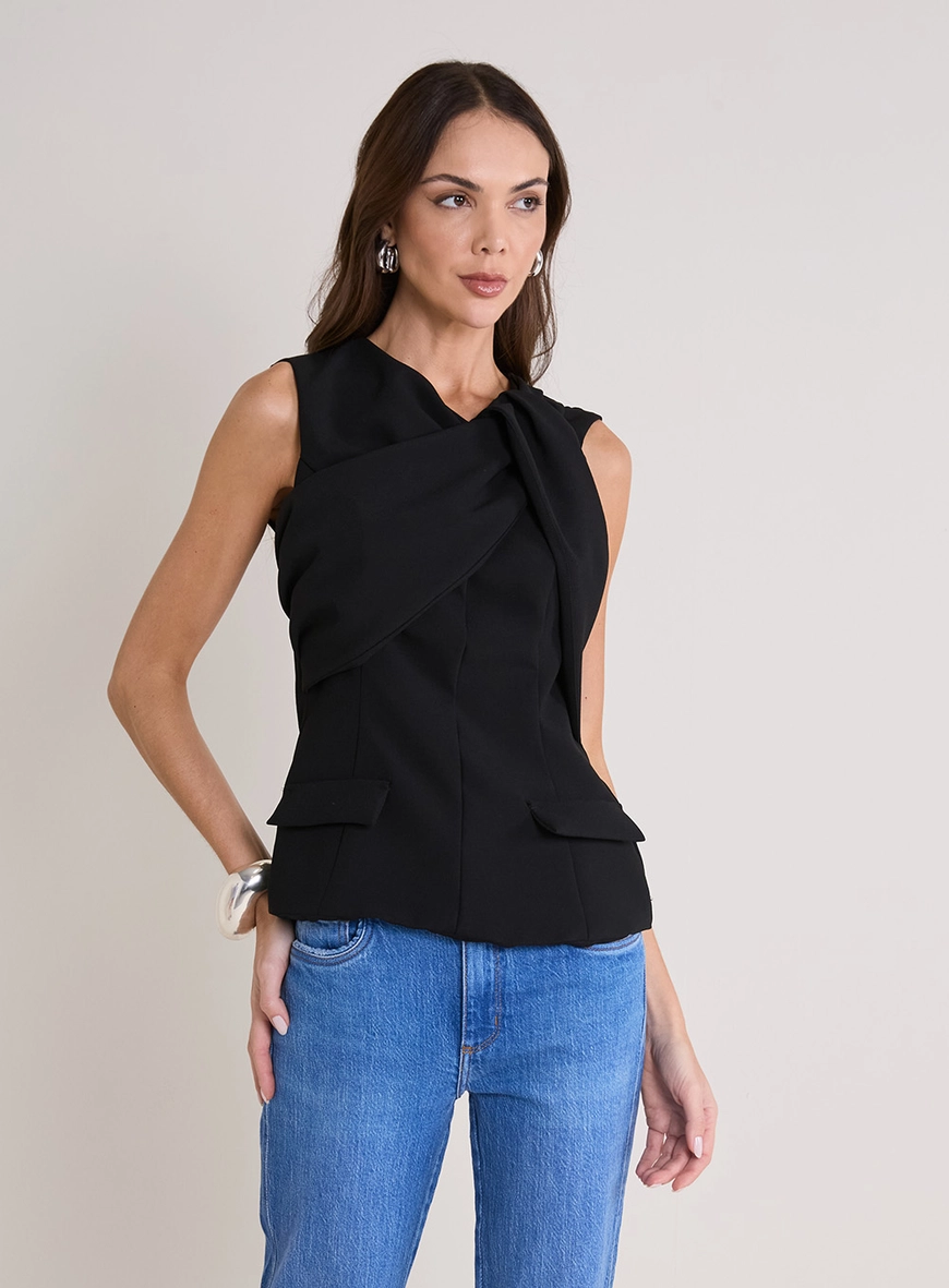 Blusa Acinturada Detalhe Transpassado Preto