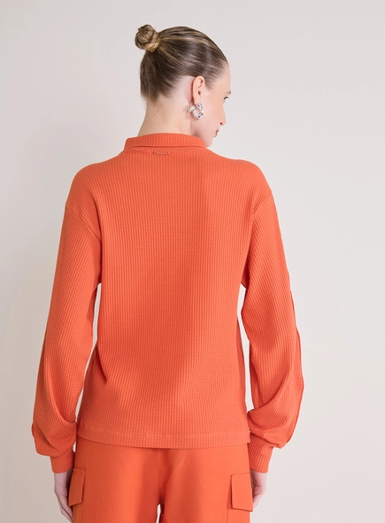 Blusão Texturizado Feminino Solto Com Gola Alta