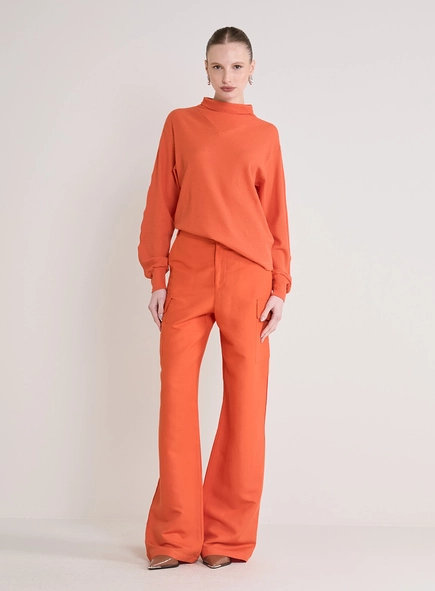 Blusão Texturizado Feminino Solto Com Gola Alta