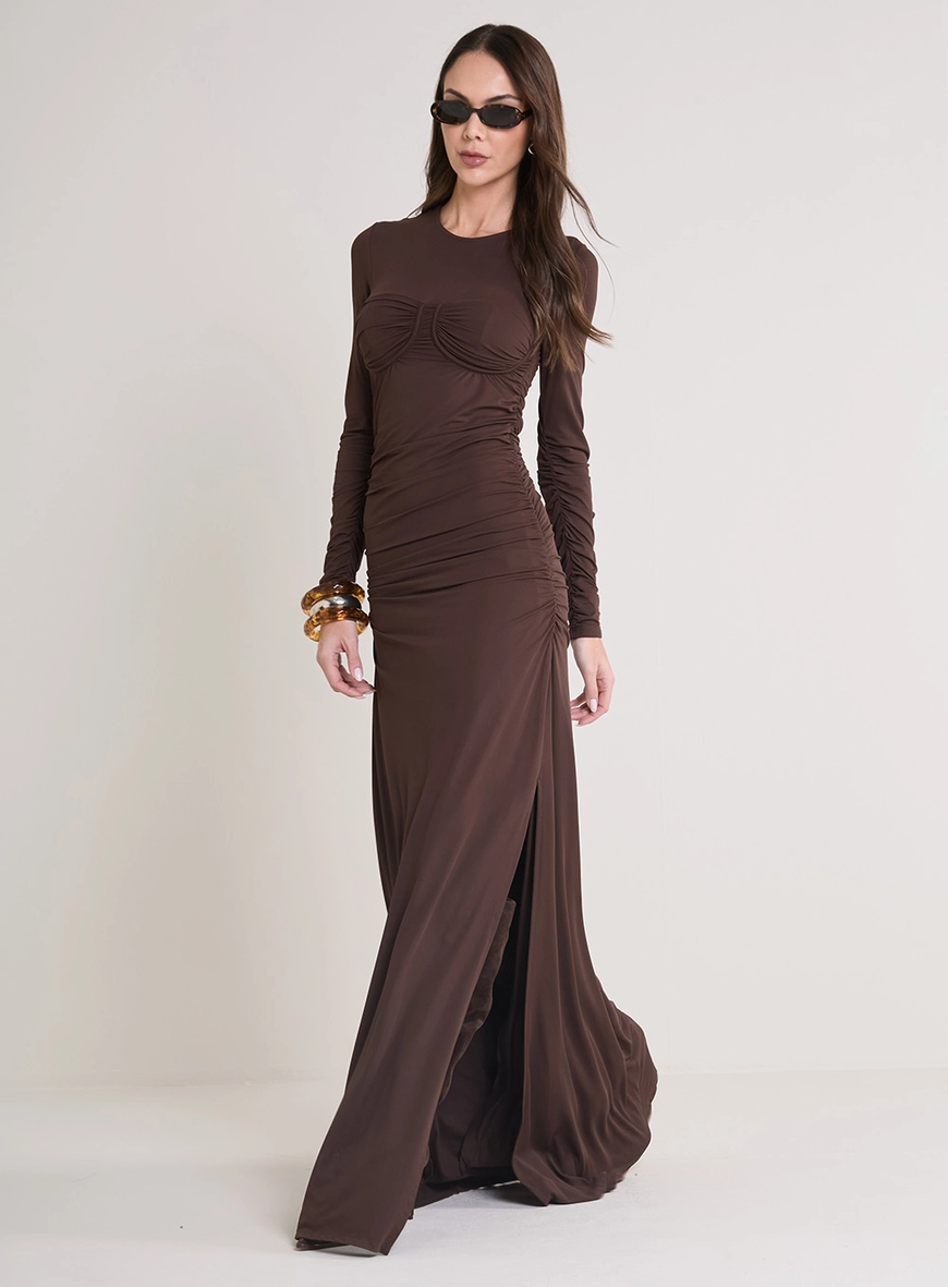 Vestido Longo Justo Franzido De Manga Longa Marrom