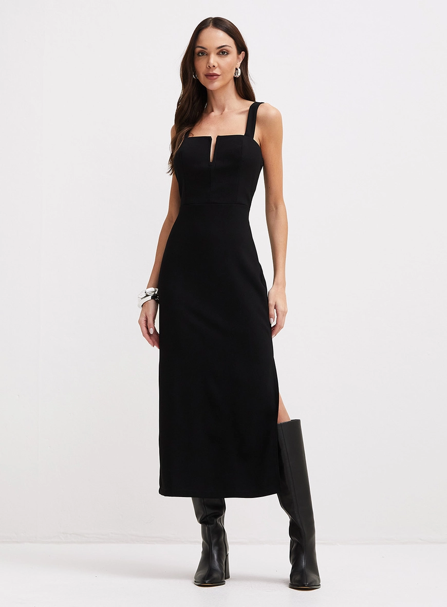Vestido Midi Estruturado Com Fenda Preto