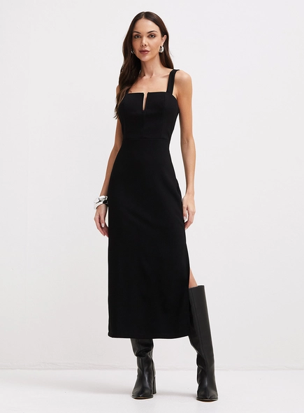 Vestido Midi Estruturado Com Fenda