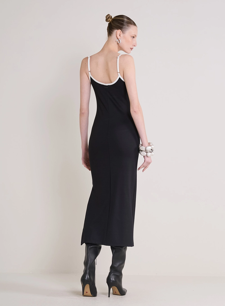 Vestido Midi Justo Com Fenda Preto