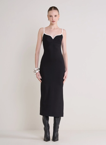 Vestido Midi Justo Com Fenda
