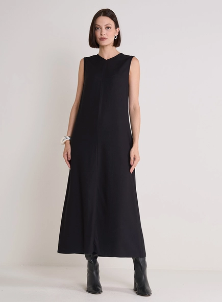 Vestido Midi Solta Com Bolso