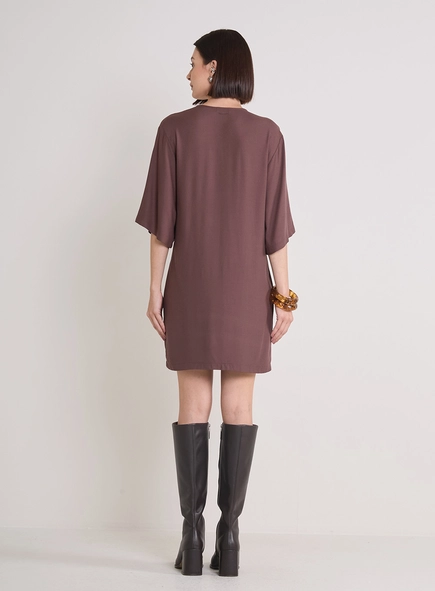 Vestido Curto Solto Com Decote V