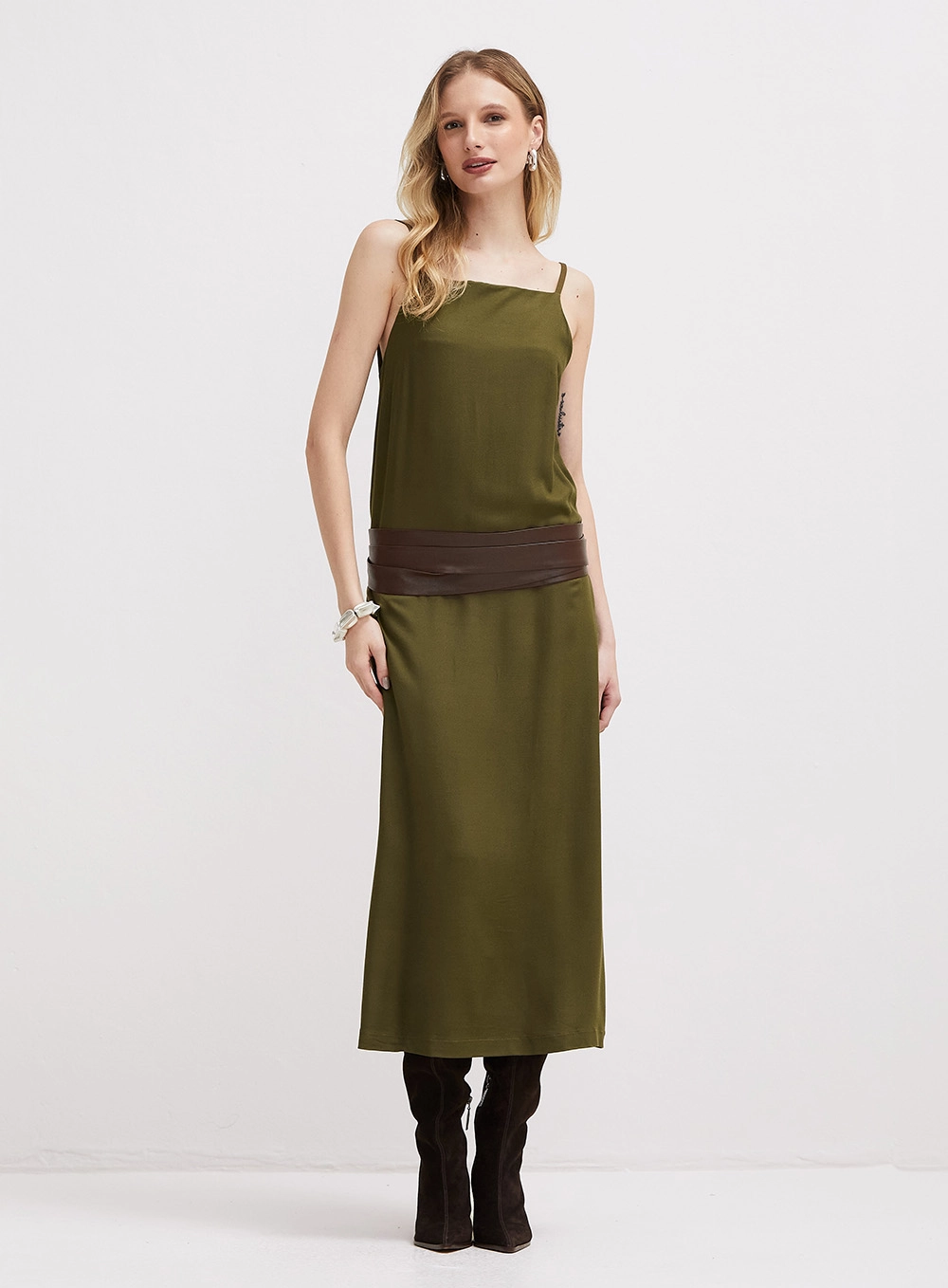 Vestido Midi Reto De Alças Verde 1