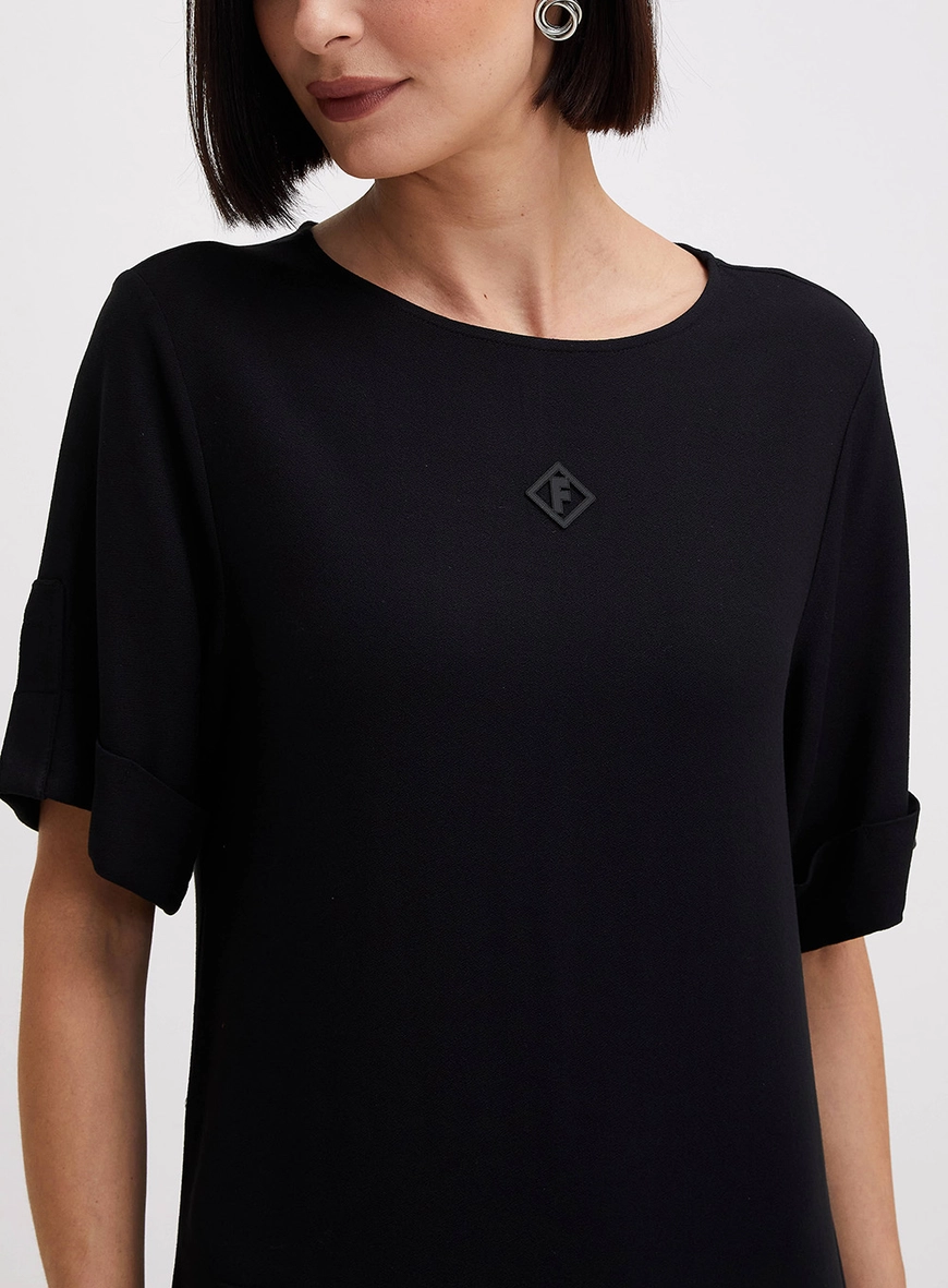 Vestido Midi Estilo T-shirt Com Fenda Preto