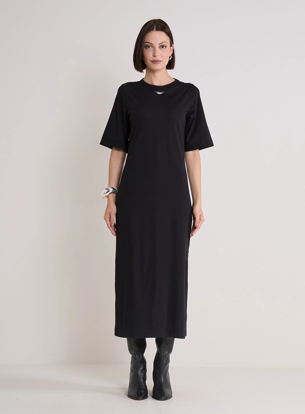 Vestido Midi Com Fenda Preto 4