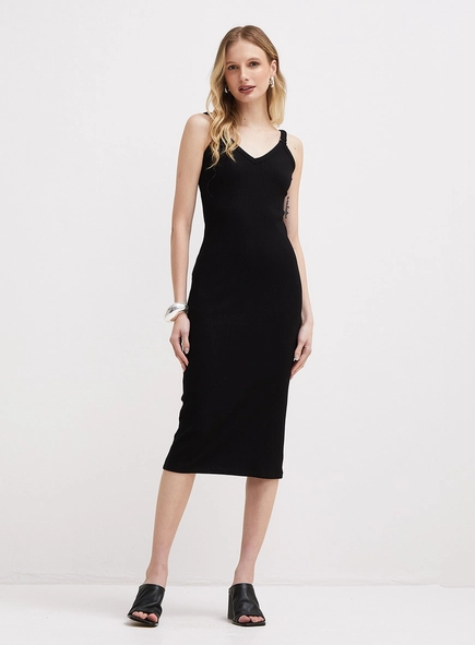 Vestido Midi Justo Básico