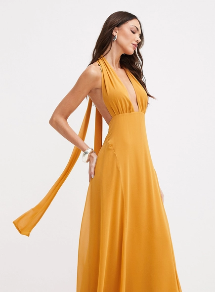 Vestido Longo Frente Única Com Amarração