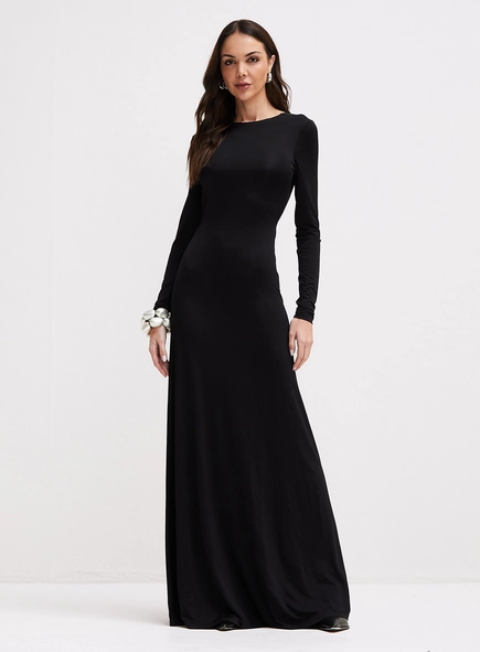 Vestido Longo De Manga Longa Com Costas Nuas