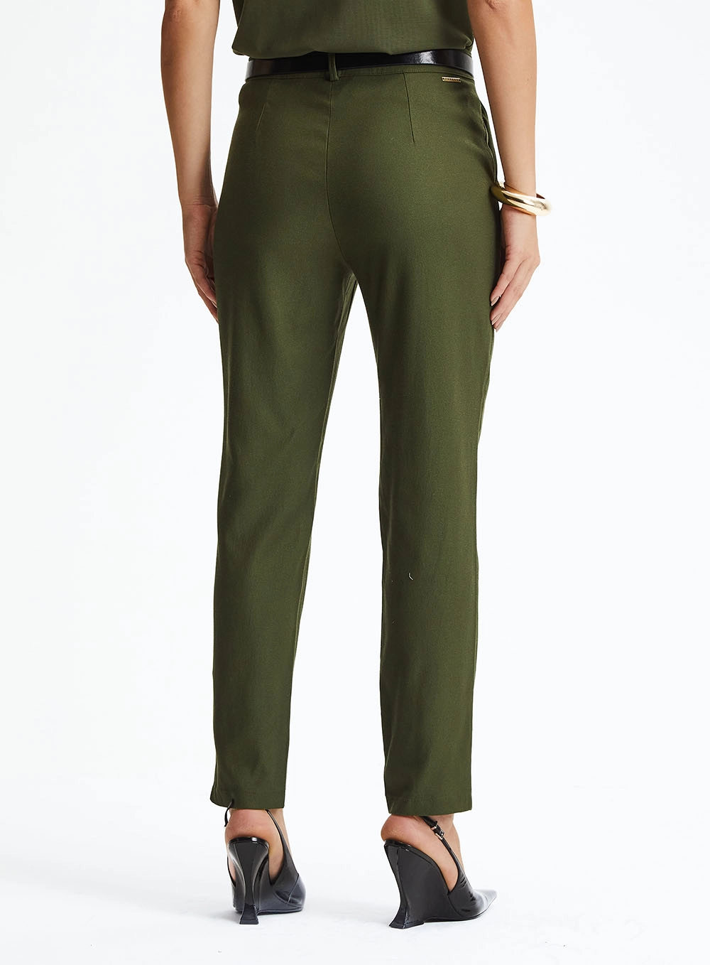 Calça De Alfaiataria Cenoura Verde 4
