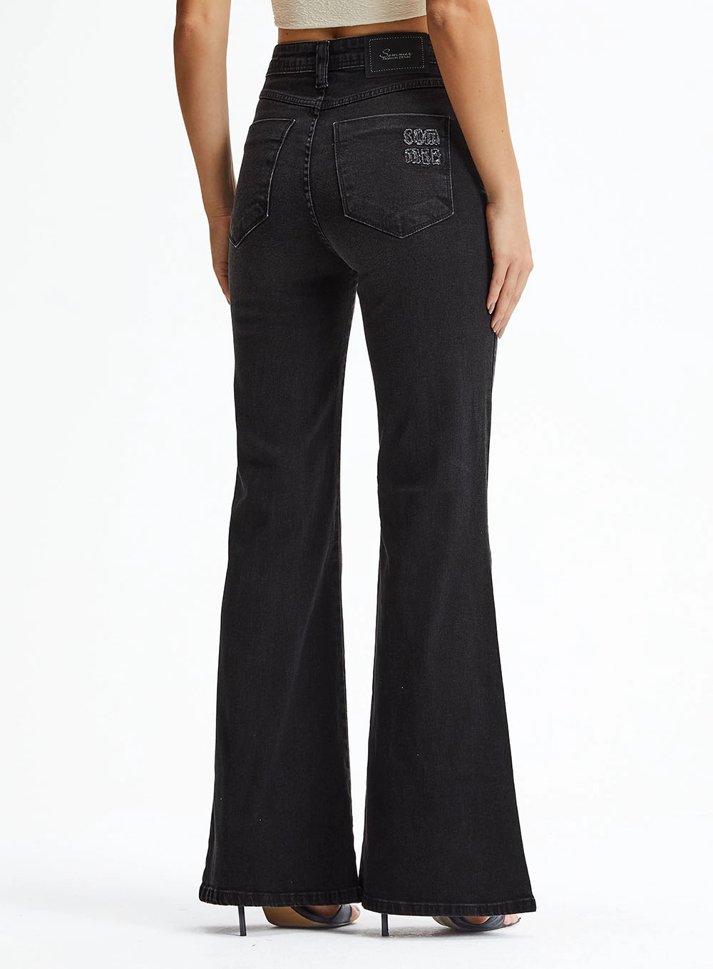Calça Jeans Flare Cintura Média Indigo Preto 4
